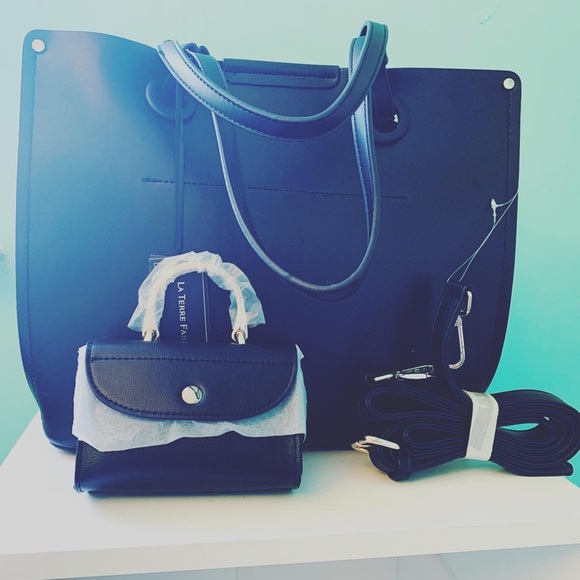 Handbag - Picture 3 of 7